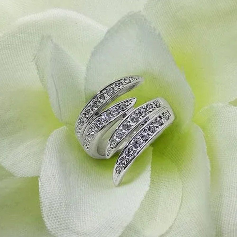 Ladies Premium Platinum Ring  